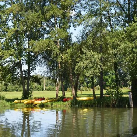 Heritage Chateau In Chaleix With Shared Pool Chalais (Dordogne)
